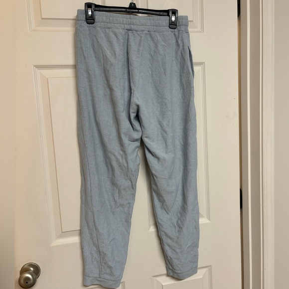 2 Piece Set - Picture 9 of 9